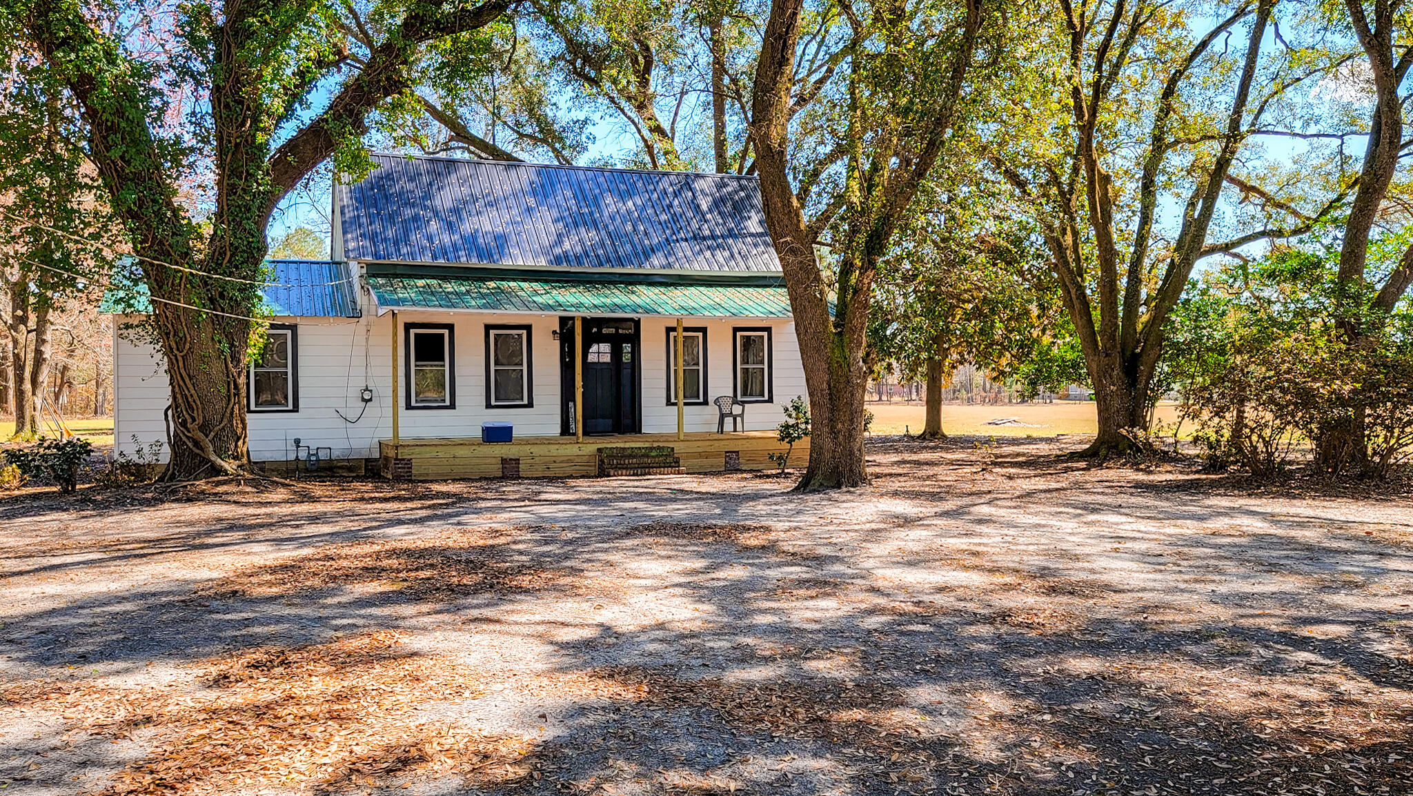 1326 Sidneys Road Walterboro, SC 29488 - Photo 4 of 28 20220317_141008