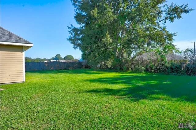 $238,000 | 112 Lillian Drive, Plattenville, LA 70393