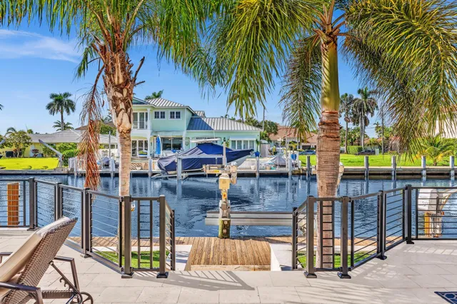 $4,295,000 | 2888 Northeast 33rd Street, Lighthouse Point, FL 33064