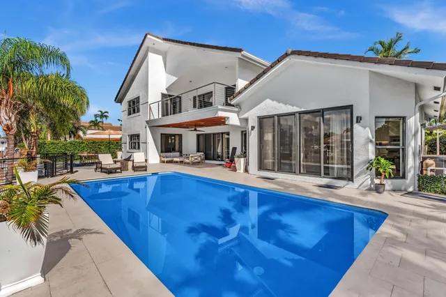 $4,295,000 | 2888 Northeast 33rd Street, Lighthouse Point, FL 33064