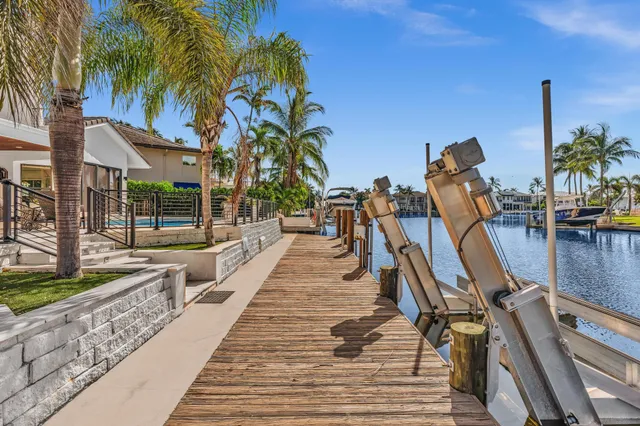 $4,295,000 | 2888 Northeast 33rd Street, Lighthouse Point, FL 33064