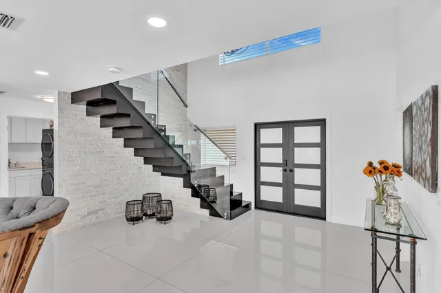 $4,295,000 | 2888 Northeast 33rd Street, Lighthouse Point, FL 33064