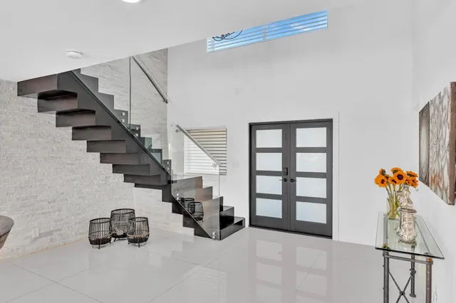 $4,295,000 | 2888 Northeast 33rd Street, Lighthouse Point, FL 33064