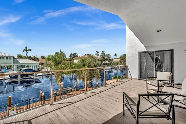 $4,295,000 | 2888 Northeast 33rd Street, Lighthouse Point, FL 33064