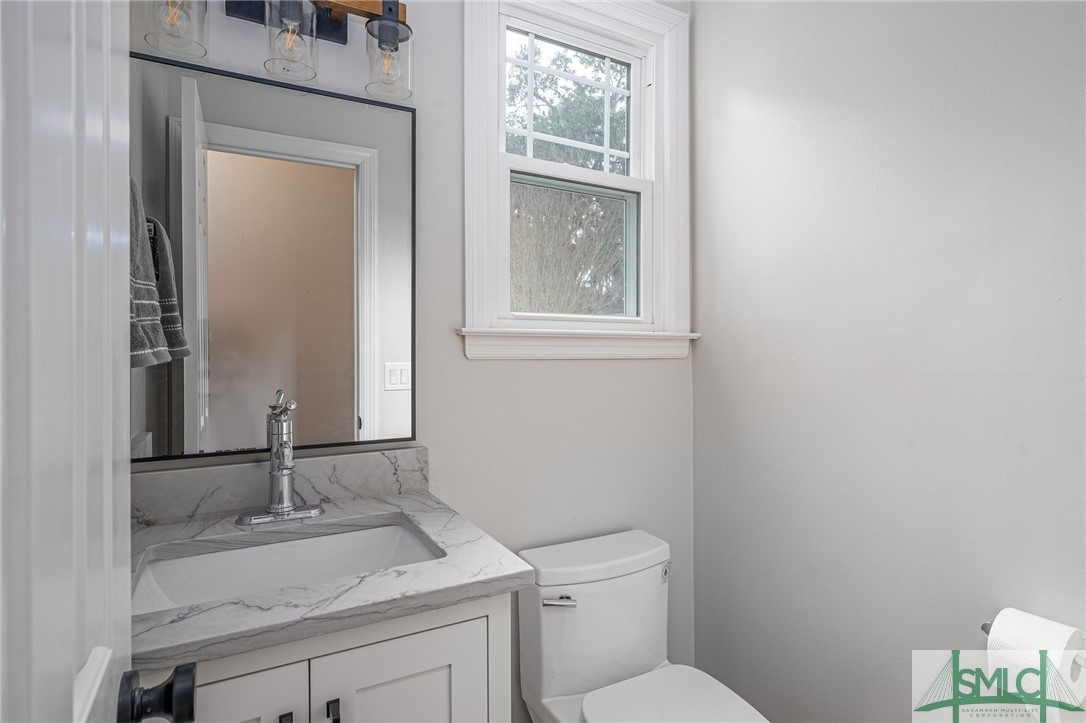 135 Cardinal Road Savannah, GA 31406 - Photo 16 of 37