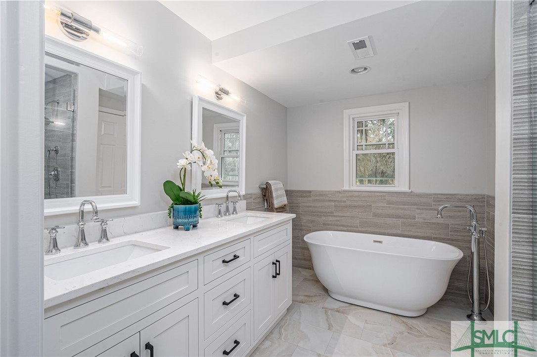 135 Cardinal Road Savannah, GA 31406 - Photo 19 of 37