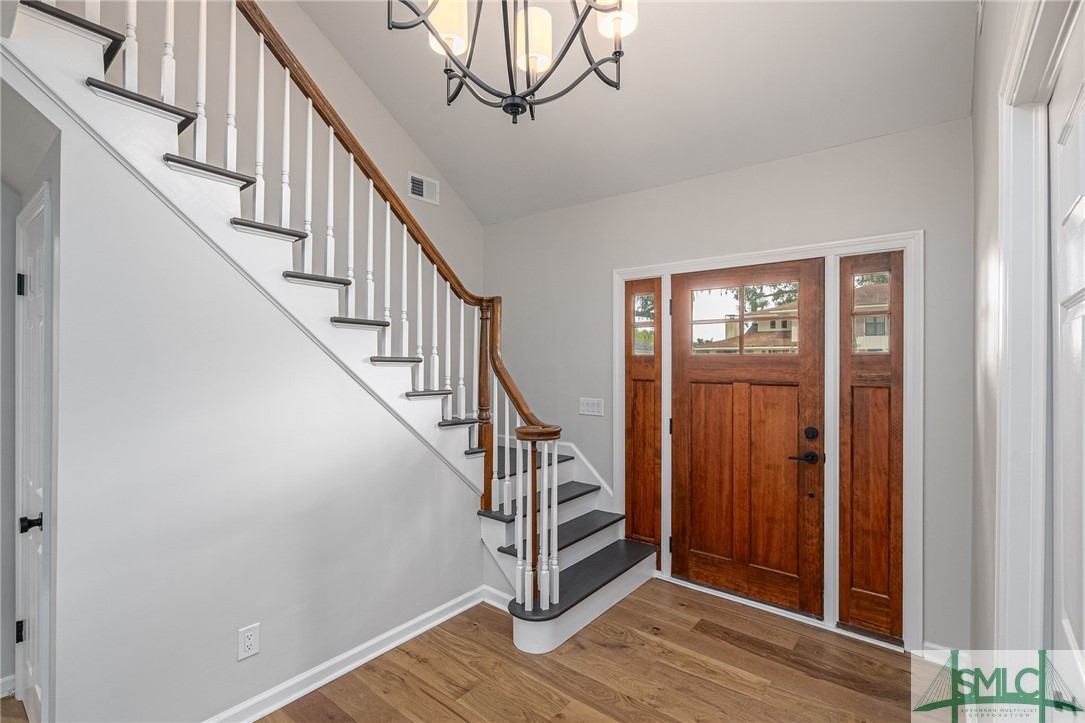 135 Cardinal Road Savannah, GA 31406 - Photo 2 of 37