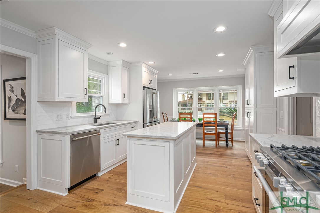 135 Cardinal Road Savannah, GA 31406 - Photo 9 of 37