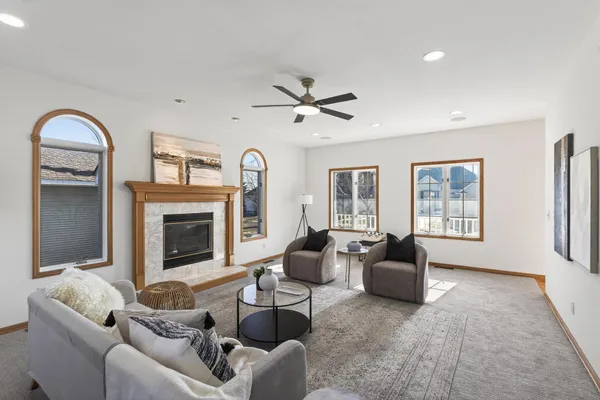 $549,900 | 7716 7th Street North, Oakdale, MN 55128