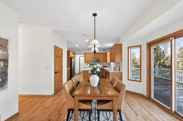 $549,900 | 7716 7th Street North, Oakdale, MN 55128