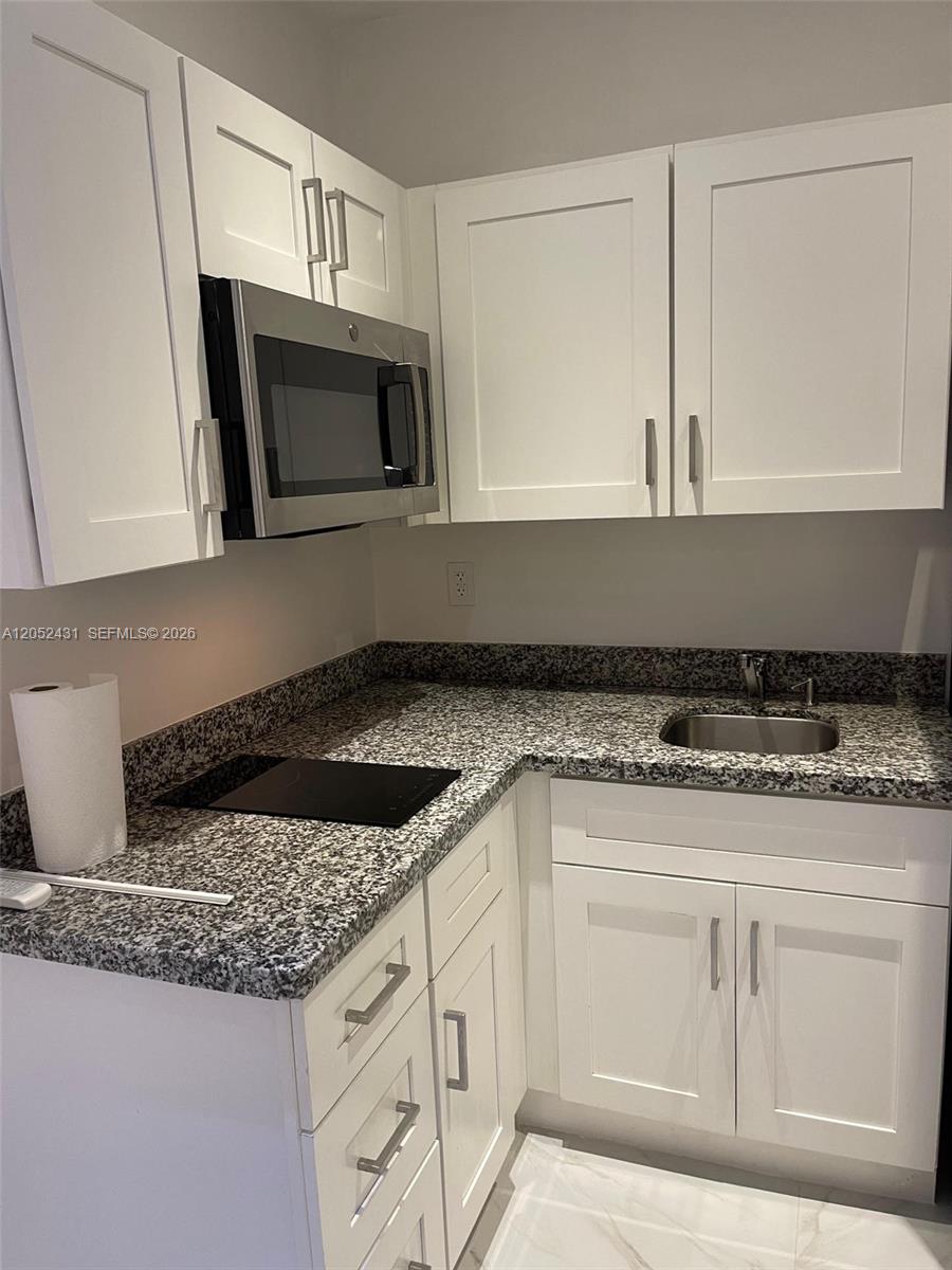 3340 Southwest 139th Avenue, Unit 1 Miami, FL 33175 - Photo 3 of 9