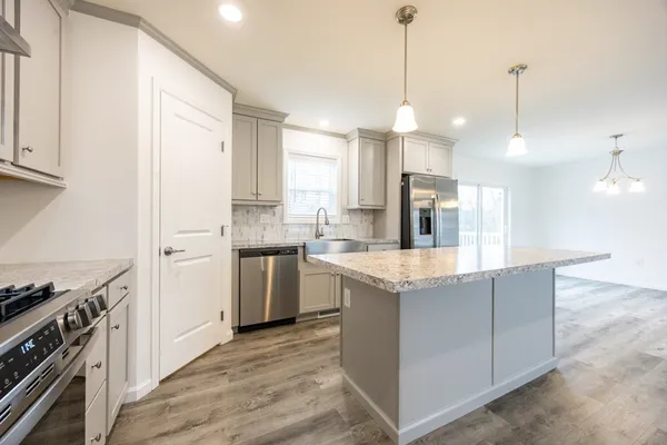 $469,900 | 121 East Washington Street, Unit 13, North Attleboro, MA 02760