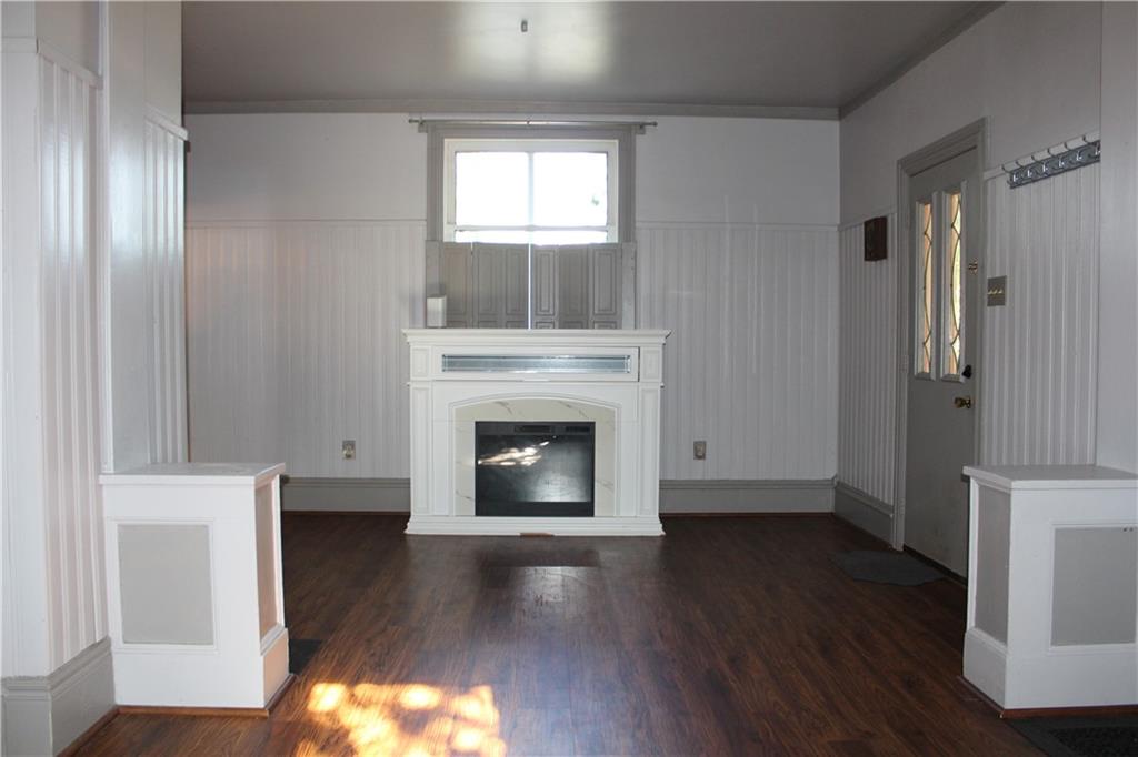 604 West 4th Avenue Derry, PA 15627 - Photo 9 of 29