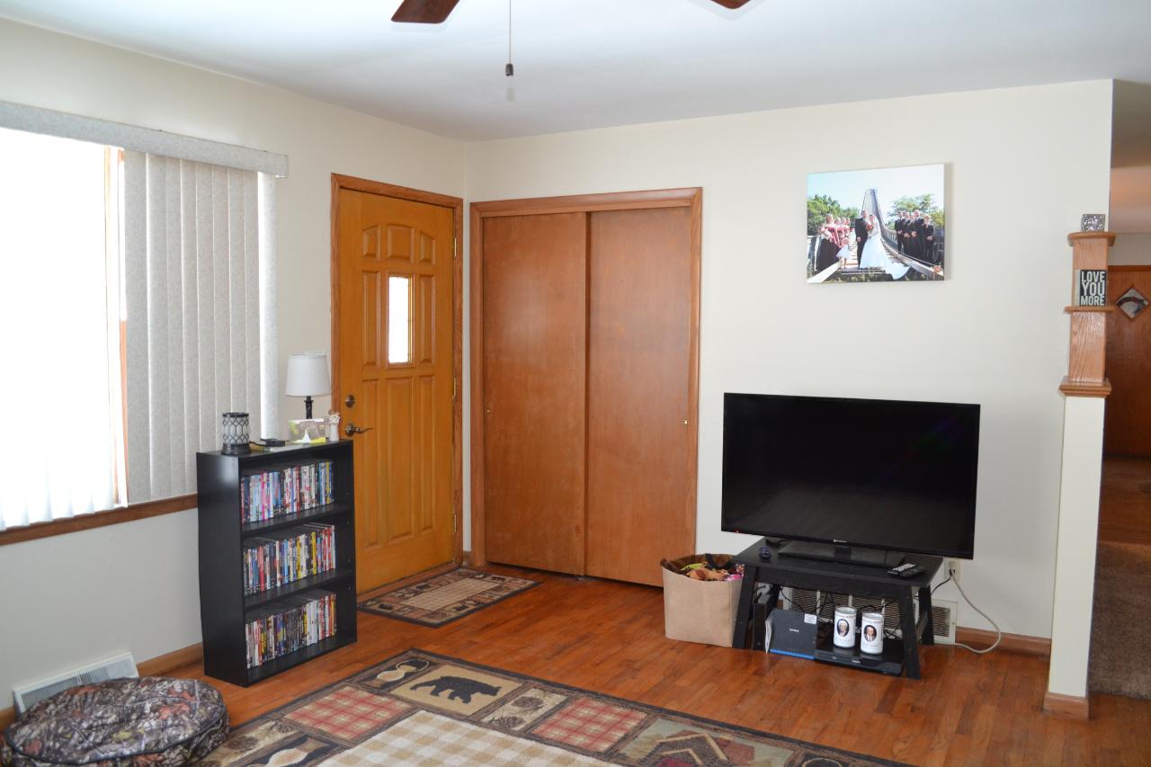 4715 Barbara Street Rhinelander, WI 54501 - Photo 6 of 16 Gallery Image 6