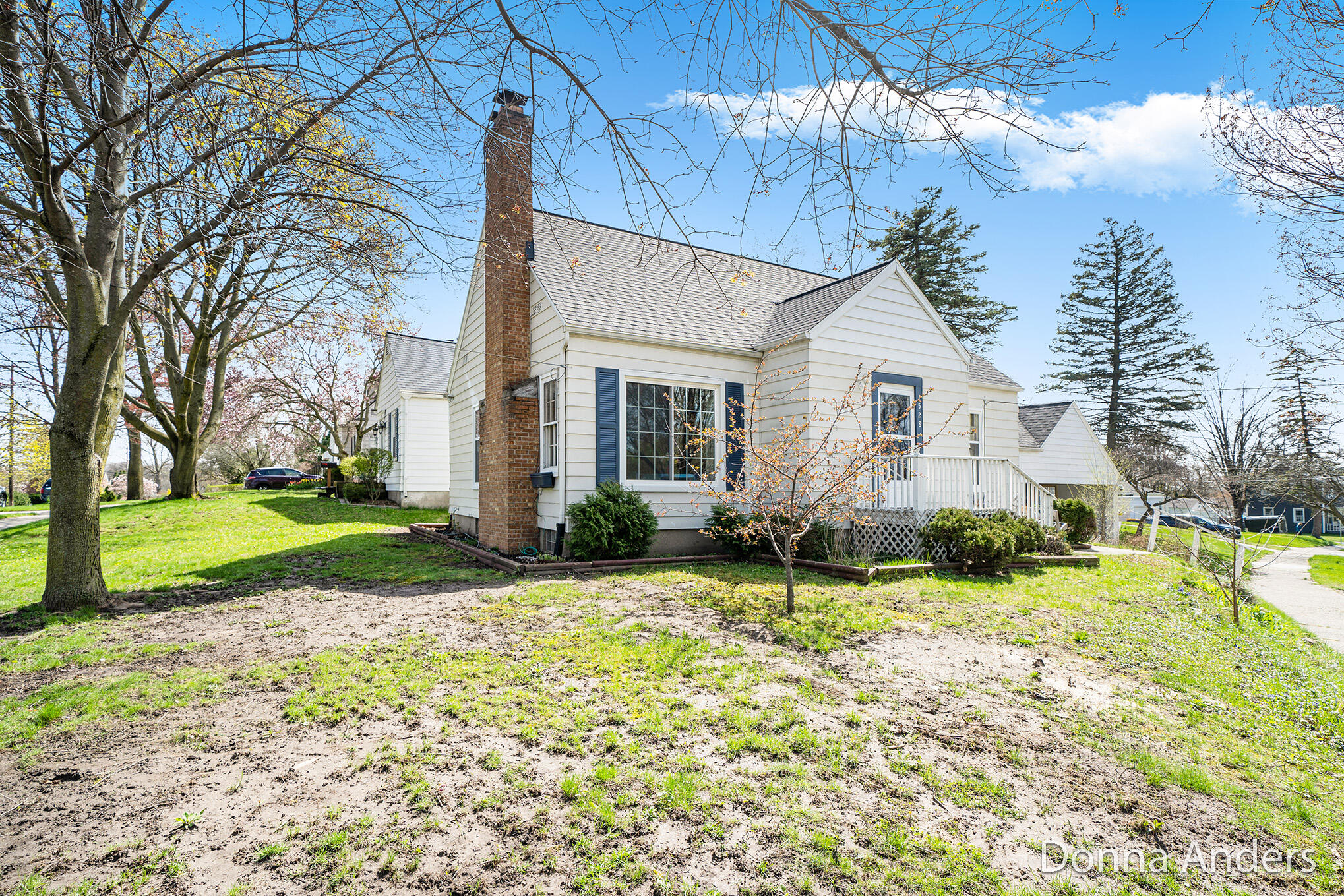 1528 Ardmore Street Southeast, Grand Rapids, MI 49507 | Compass