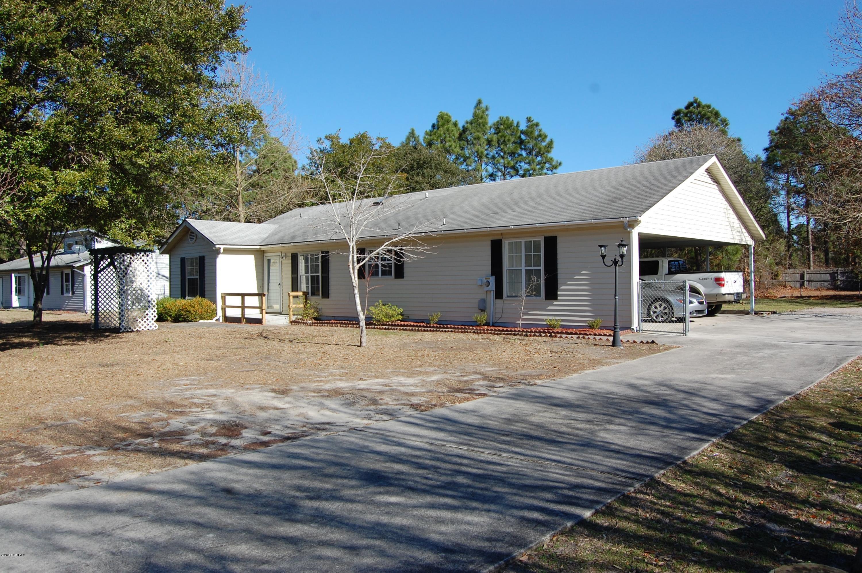 561 Sand Ridge Road Hubert, NC 28539 - Photo 1 of 14 561 Sandridge Rd