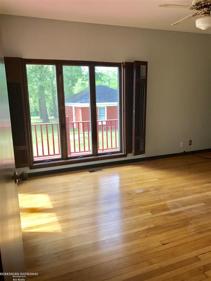 1850 East Romeo Road Oakland, MI 48363 - Photo 15 of 24 31323061-15.JPG