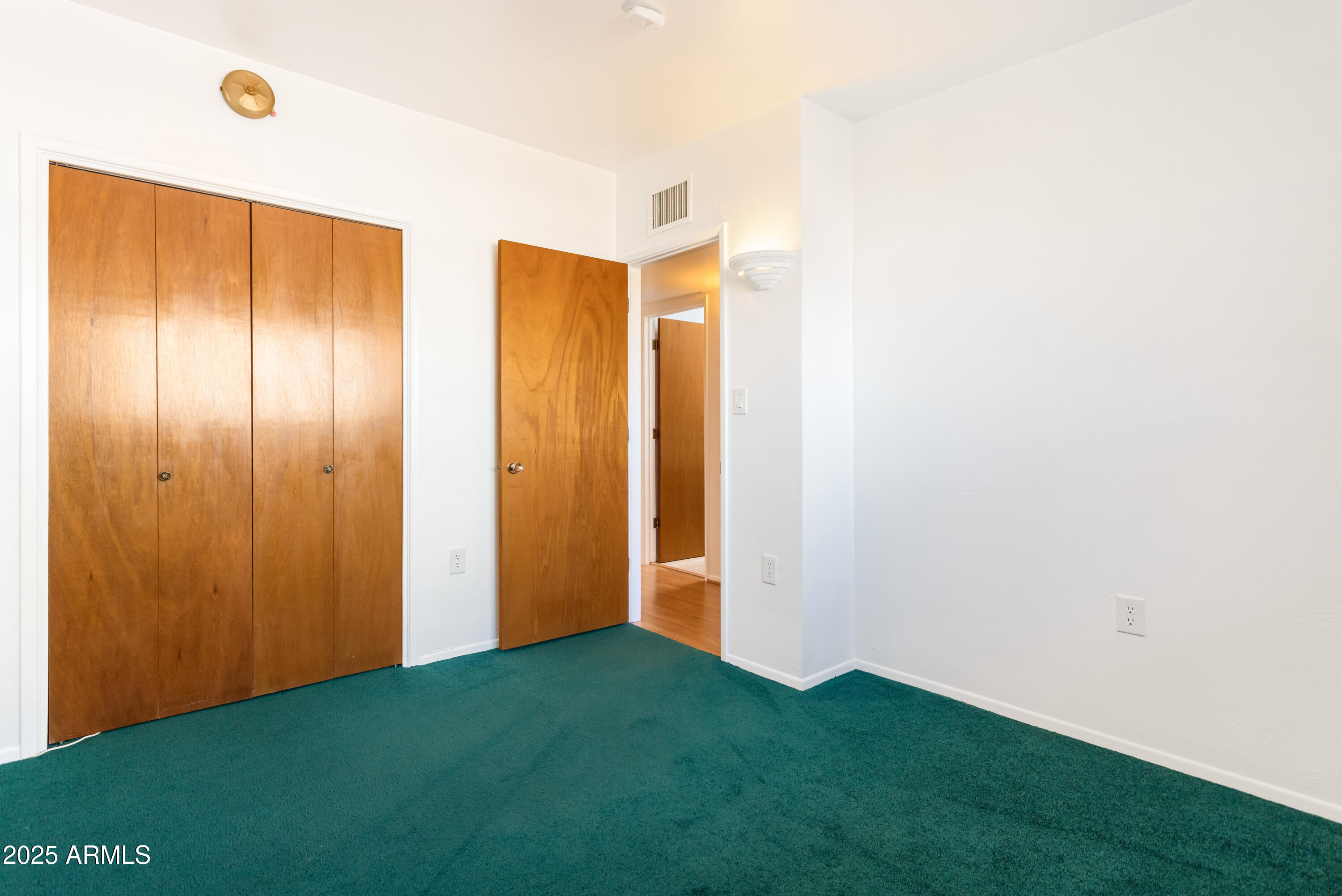 1206 Suffolk Road Sierra Vista, AZ 85635 - Photo 25 of 38 Bedroom 2