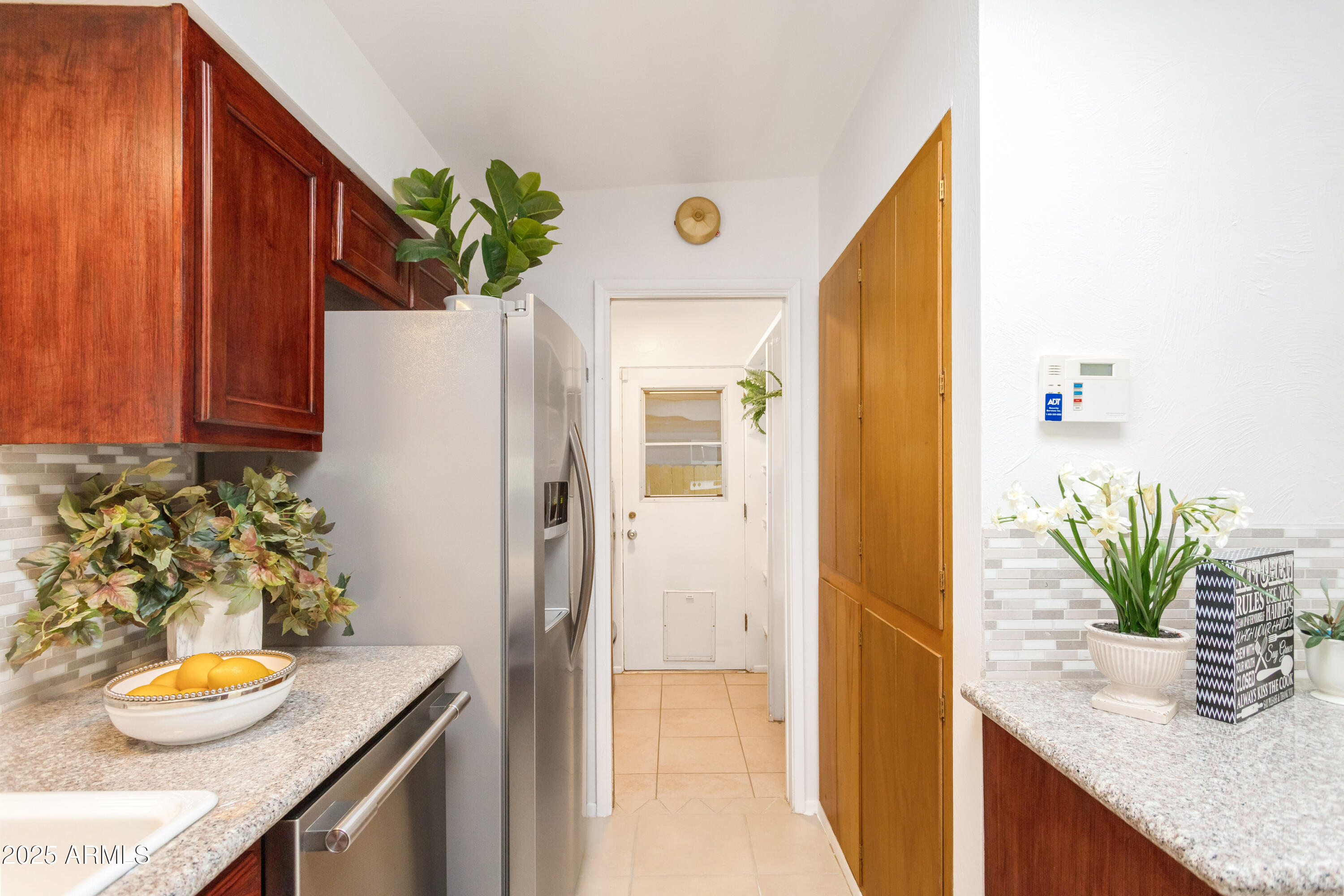 1206 Suffolk Road Sierra Vista, AZ 85635 - Photo 9 of 38 IMG_3590