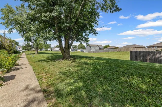 $167,900 | 6608 East 128th Street, Grandview, MO 64030