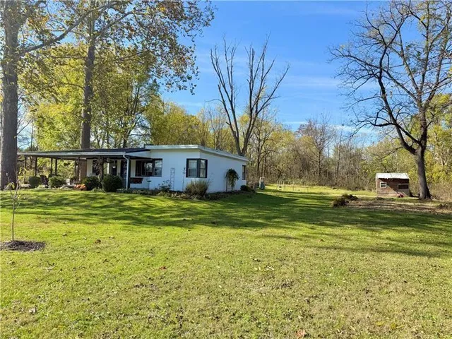 $159,900 | 691 Cottage Grove, New Castle, PA 16105