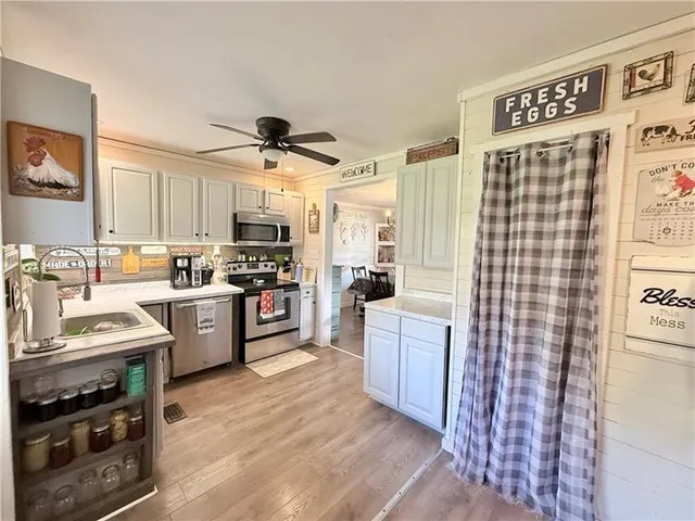 $159,900 | 691 Cottage Grove, New Castle, PA 16105