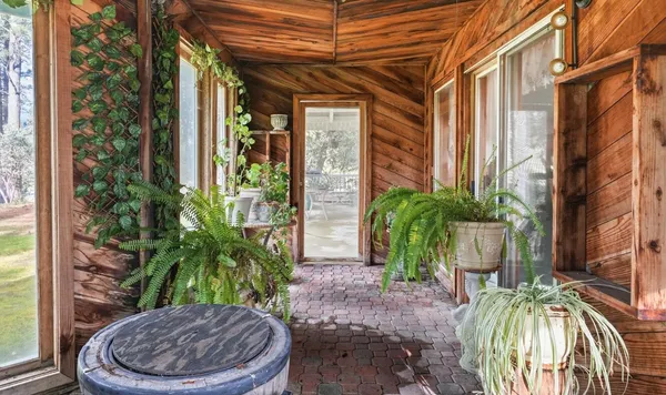 $499,900 | 38076 Pine Meadow Lane, Oakhurst, CA 93644