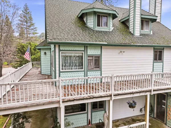 $499,900 | 38076 Pine Meadow Lane, Oakhurst, CA 93644