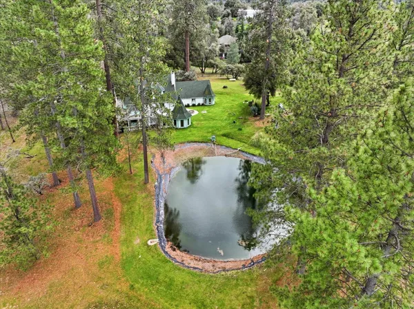 $499,900 | 38076 Pine Meadow Lane, Oakhurst, CA 93644