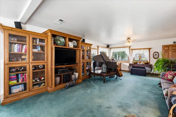 $499,900 | 38076 Pine Meadow Lane, Oakhurst, CA 93644