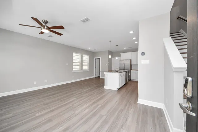 $2,539 | 5300 Berkeley Knl Circle, Unit 203, Richmond, TX 77407