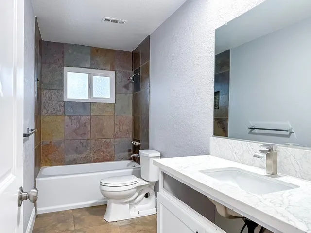 $369,900 | 5276 Aspen Way, Olivehurst, CA 95961