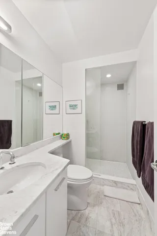 $1,250,000 | 2373 Broadway, Unit 1610 | Upper West Side