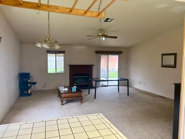 $337,000 | 1900 East College Avenue, Visalia, CA 93292