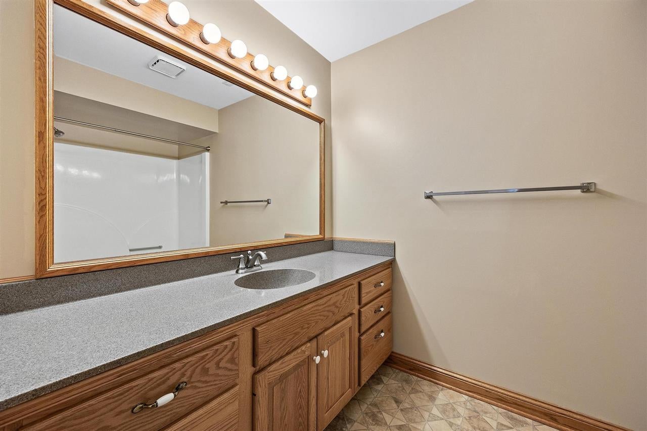 4039 Bruce Road Marion, IA 52302 - Photo 31 of 53 Gallery Image 31