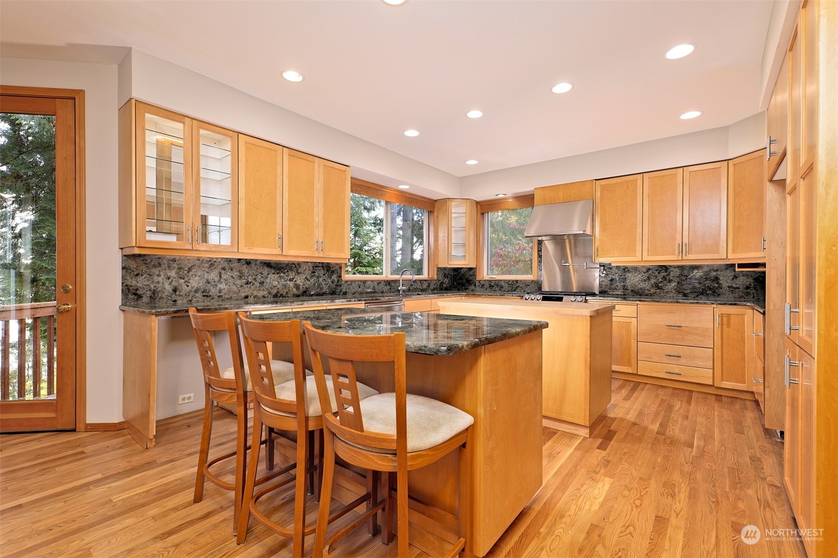 898 Dahman Road Southeast Shelton, WA 98584 - Photo 9 of 40