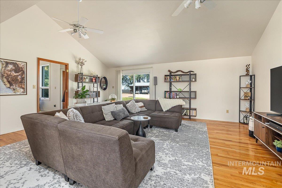 18507 Goodson Road Caldwell, ID 83607 - Photo 7 of 34 Gallery Image 7