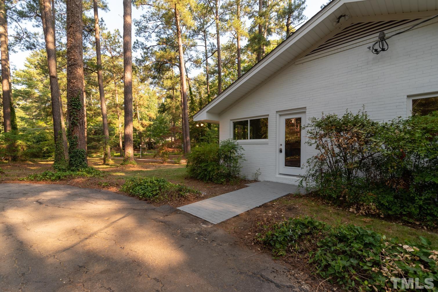 2753 McDowell Road Durham, NC 27705 - Photo 5 of 31 Gallery Image 5