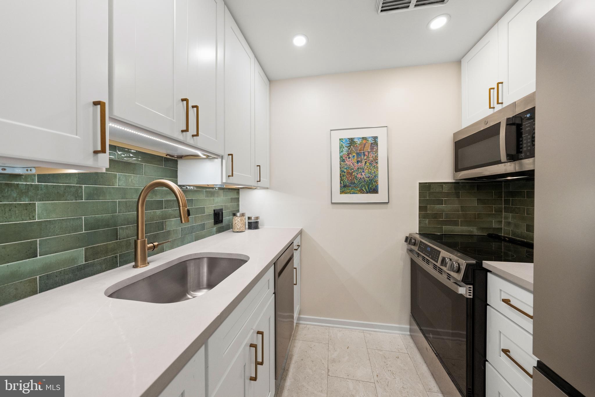 2232 Washington Avenue, Unit 2232W Silver Spring, MD 20910 - Photo 7 of 42