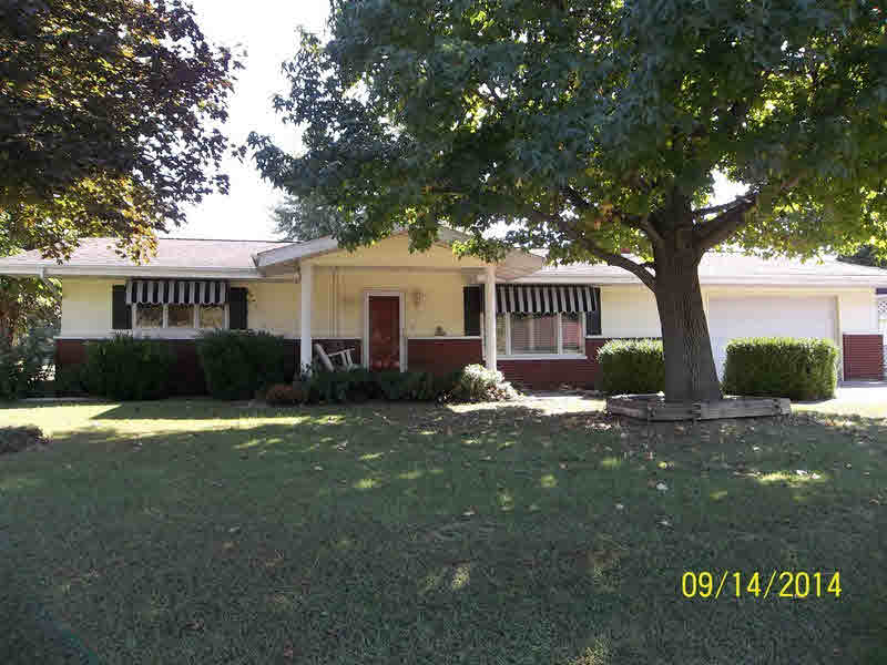 1072 Crystal Road West Frankfort, IL 62896 - Photo 1 of 26 Gallery Image 1