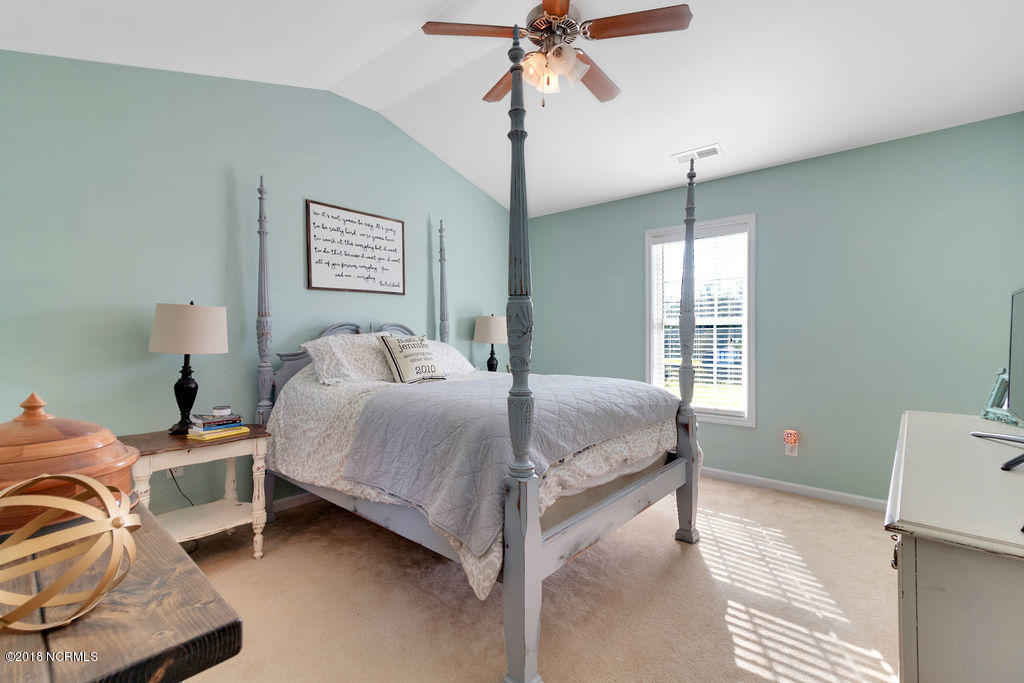 1847 Haw Branch Road Beulaville, NC 28518 - Photo 16 of 26 Vaulted Master