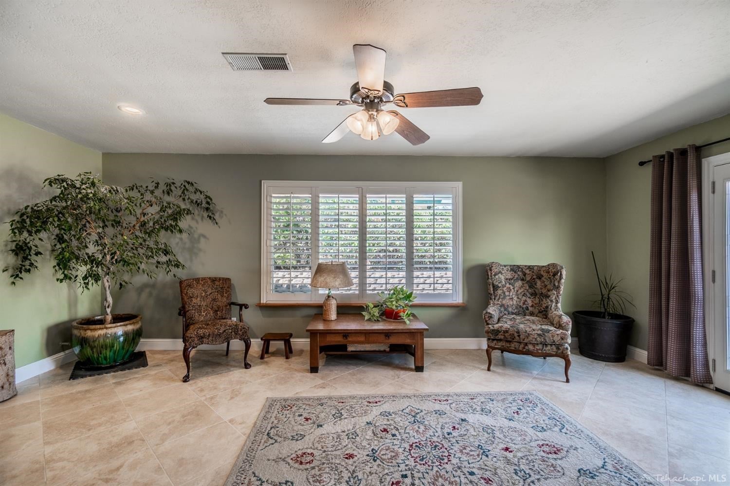 21900 Mid Way Tehachapi, CA 93561 - Photo 27 of 39 Gallery Image 27