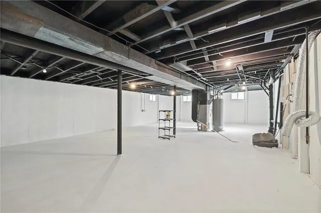 $194,500 | 303 West Marcia Avenue, Independence, MO 64050