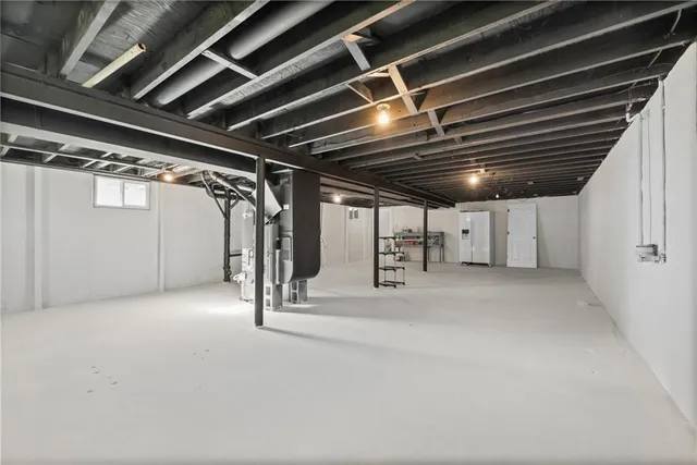 $194,500 | 303 West Marcia Avenue, Independence, MO 64050