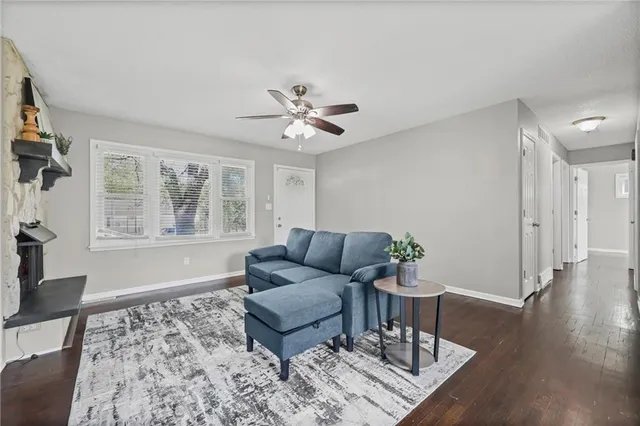 $194,500 | 303 West Marcia Avenue, Independence, MO 64050