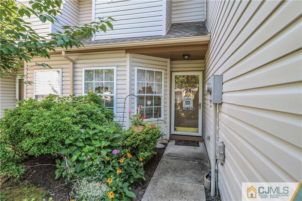 330 Lunar Road, Unit 330 Piscataway, NJ 08854 - Photo 2 of 22 Gallery Image 2