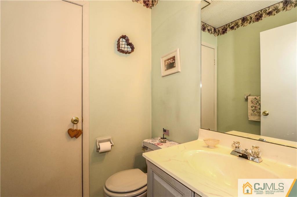 330 Lunar Road, Unit 330 Piscataway, NJ 08854 - Photo 12 of 22 Gallery Image 12