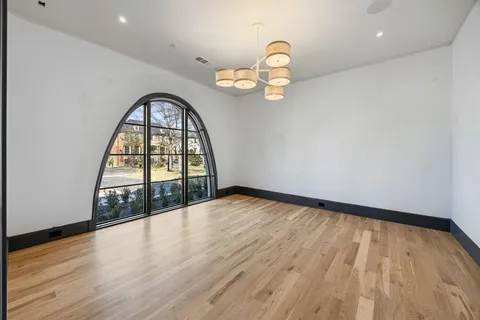 $5,995,000 | 4021 Southwestern Boulevard, University Park, TX 75225