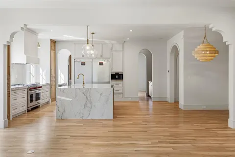 $5,995,000 | 4021 Southwestern Boulevard, University Park, TX 75225