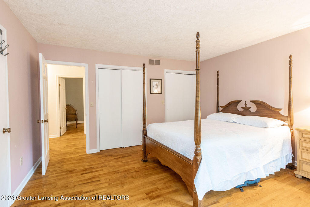 1812 Persimmon Path Holt, MI 48842 - Photo 29 of 50 Final-28